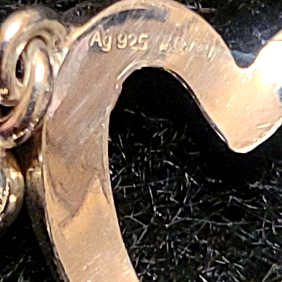 Gucci Logo Sterling Silver Open Heart Ring BRAND NEW WITH ALL PACKAGING INCLUDED - Picture 12 of 13